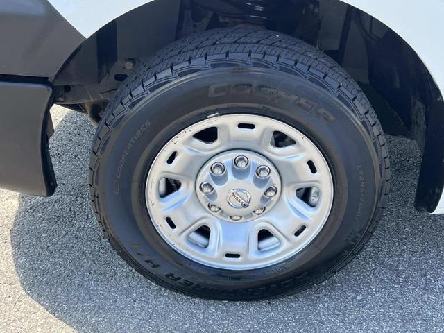 Photo of 2021 Glacier White Nissan NV Cargo NV2500 HD