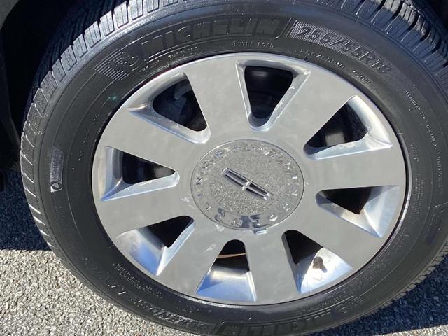 Photo of 2014 Black Lincoln MKT