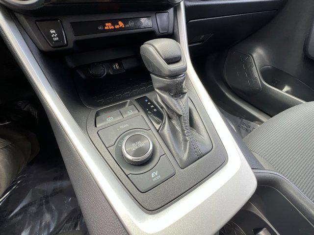 Photo of 2024 Ice Cap Toyota RAV4 Hybrid