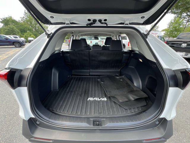 Photo of 2024 Ice Cap Toyota RAV4 Hybrid