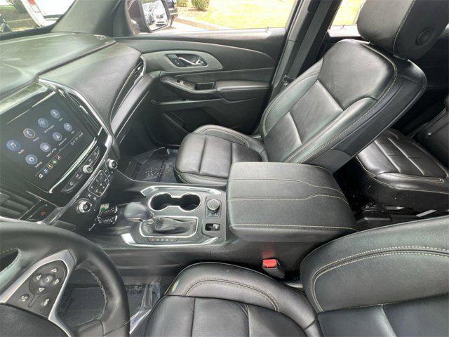 Photo of 2023 Black Cherry Metallic Chevrolet Traverse