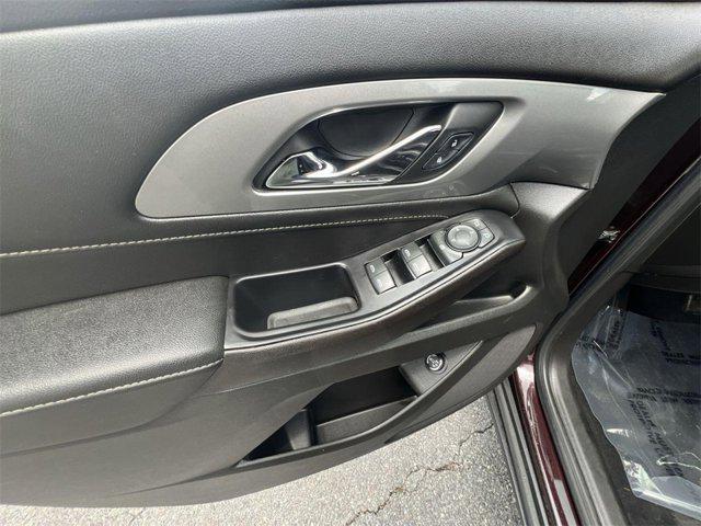Photo of 2023 Black Cherry Metallic Chevrolet Traverse