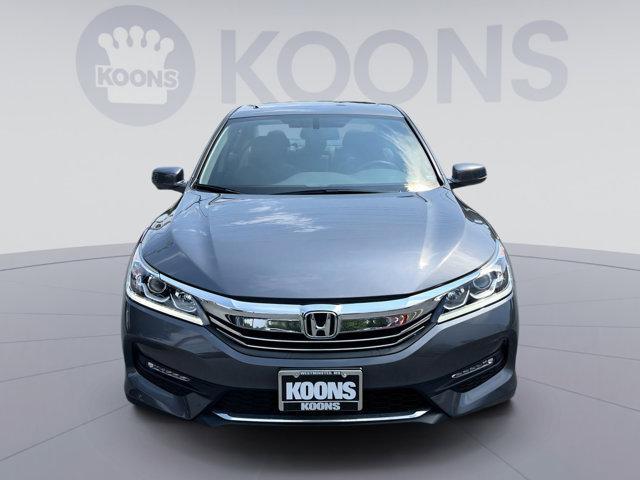 Photo of 2017 Gray Honda Accord