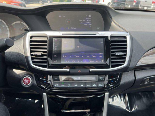 Photo of 2017 Gray Honda Accord