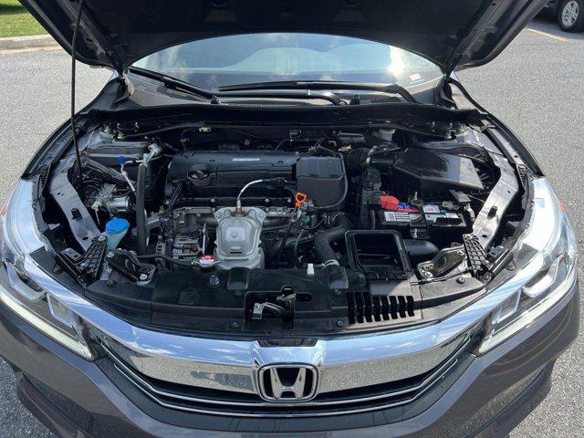 Photo of 2017 Gray Honda Accord