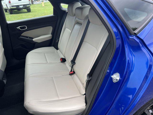 Photo of 2023 Apex Blue Pearl Acura Integra