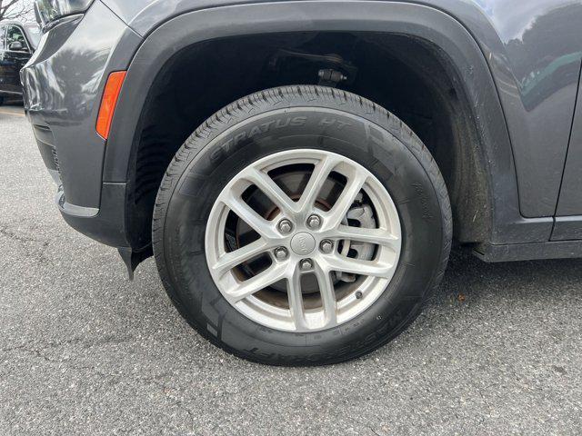 Photo of 2023 Baltic Gray Metallic Clearcoat Jeep Grand Cherokee L
