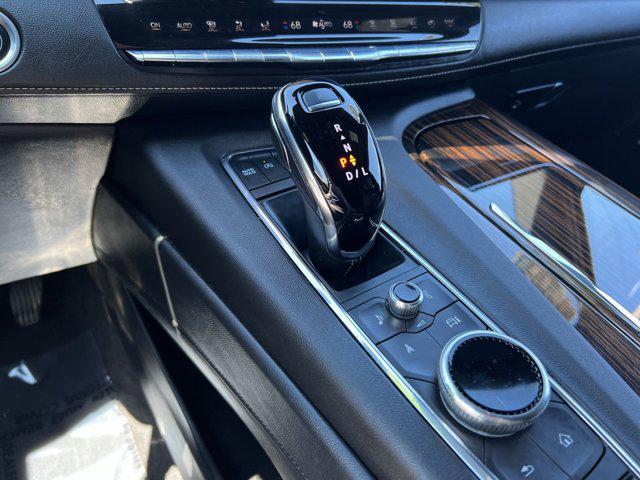 Photo of 2023 Crystal White Tricoat Cadillac Escalade