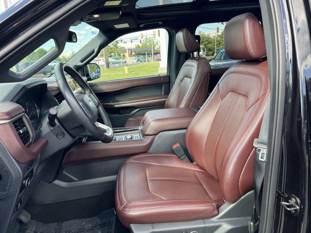 Photo of 2024 AGATE BLACK METALLIC Ford Expedition