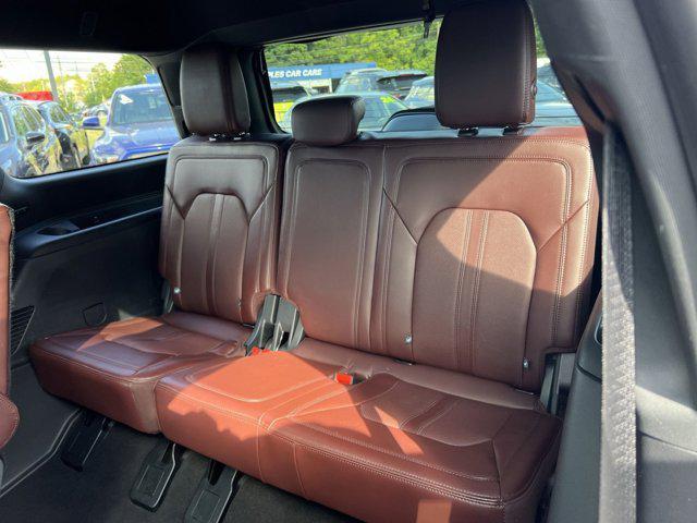 Photo of 2024 AGATE BLACK METALLIC Ford Expedition