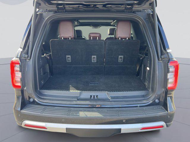 Photo of 2024 AGATE BLACK METALLIC Ford Expedition