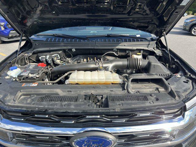 Photo of 2024 AGATE BLACK METALLIC Ford Expedition
