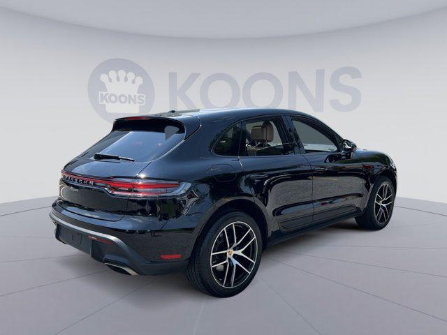 Photo of 2022 Black Porsche Macan