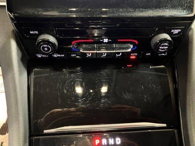 Photo of 2023 Velvet Red Pearlcoat Jeep Grand Cherokee L