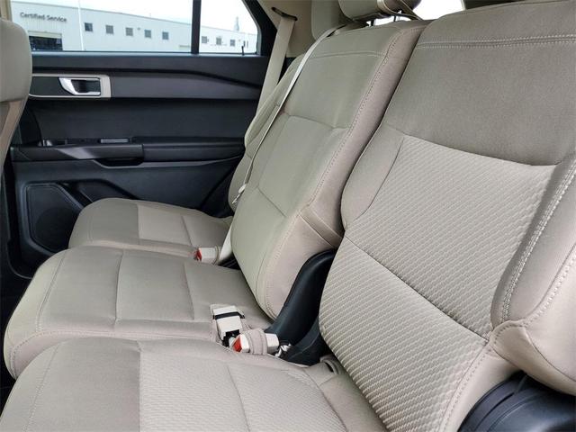 Photo of 2023 Black Metallic Ford Explorer