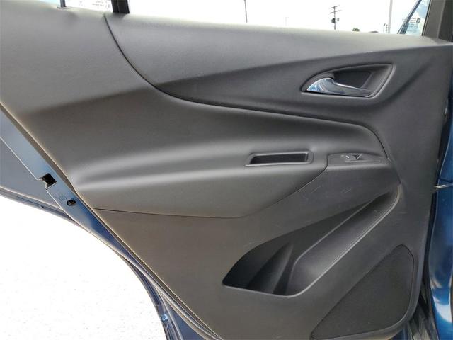 Photo of 2020 Pacific Blue Metallic Chevrolet Equinox
