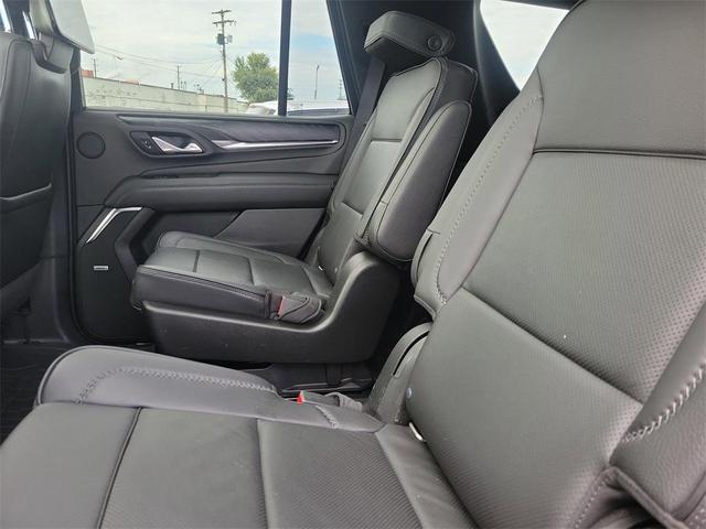 Photo of 2021 Summit White GMC Yukon
