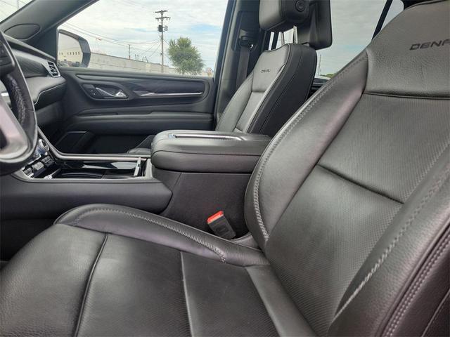 Photo of 2021 Summit White GMC Yukon