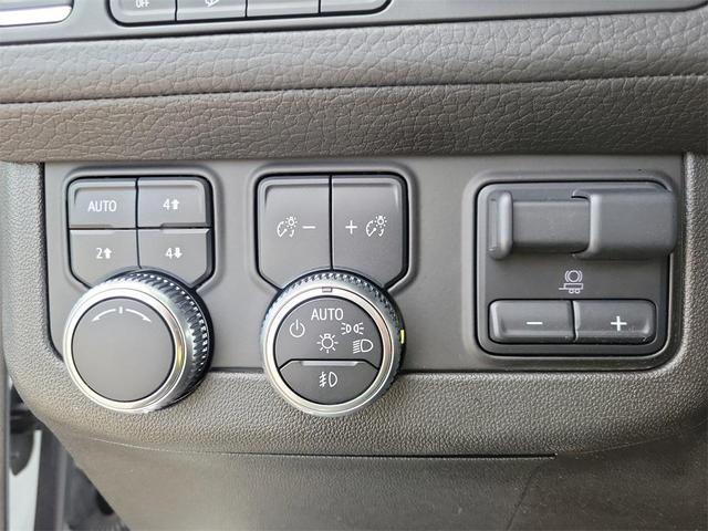 Photo of 2021 Summit White GMC Yukon