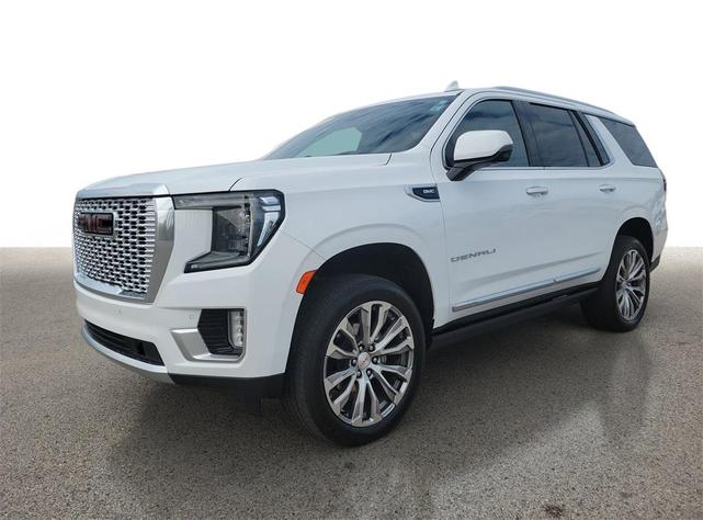Photo of 2021 Summit White GMC Yukon