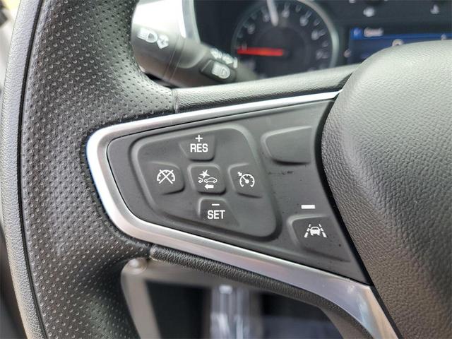 Photo of 2022 Summit White Chevrolet Equinox