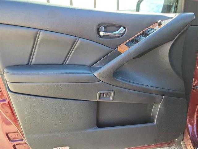 Photo of 2012 Merlot Metallic Nissan Murano