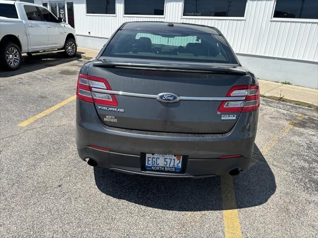 Photo of 2017 Magnetic Ford Taurus