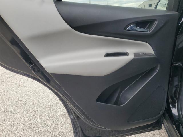 Photo of 2023 Mosaic Black Metallic Chevrolet Equinox