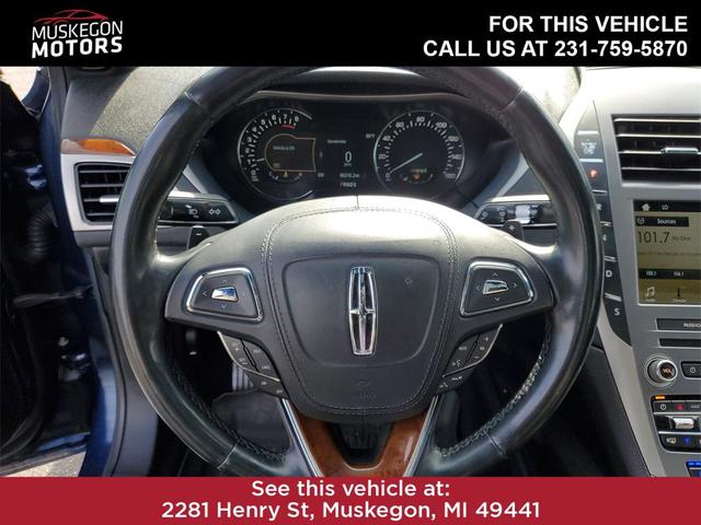Photo of 2017 Sapphire Blue Metallic Lincoln MKZ