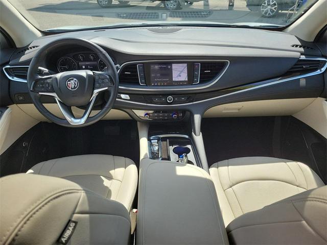 Photo of 2023 White Frost Tricoat Buick Enclave