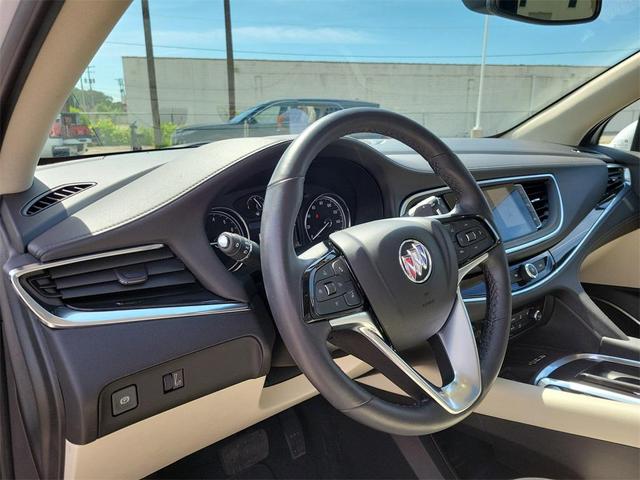 Photo of 2023 White Frost Tricoat Buick Enclave