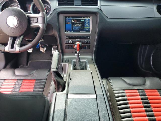Photo of 2013 Black Ford Shelby GT500