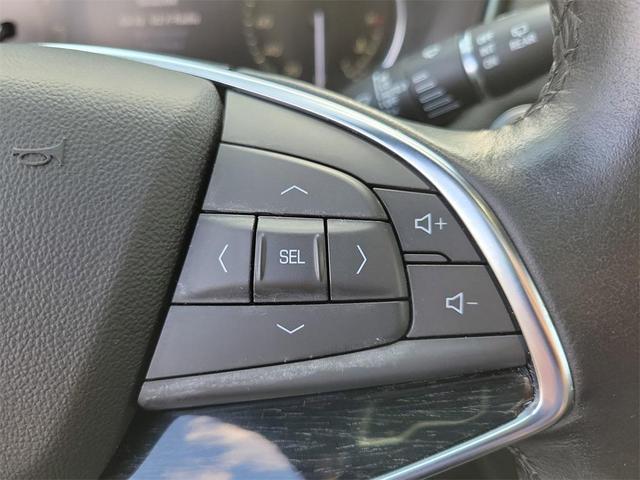 Photo of 2022 Stellar Black Metallic Cadillac XT5