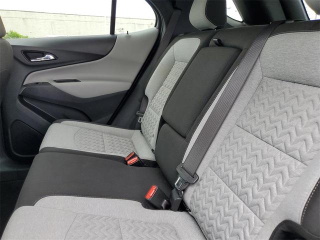Photo of 2023 Summit White Chevrolet Equinox