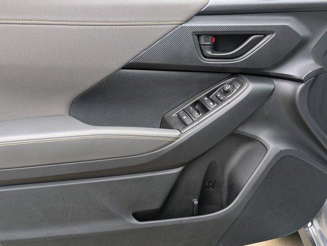 Photo of 2024 Ice Silver Metallic Subaru Crosstrek
