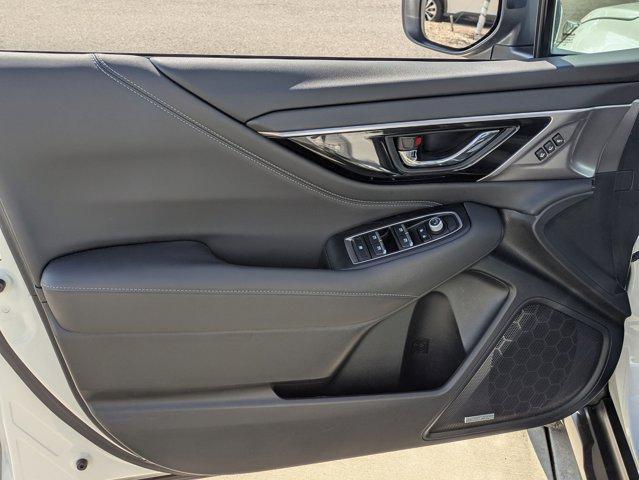 Photo of 2023 Crystal White Pearl Subaru Outback
