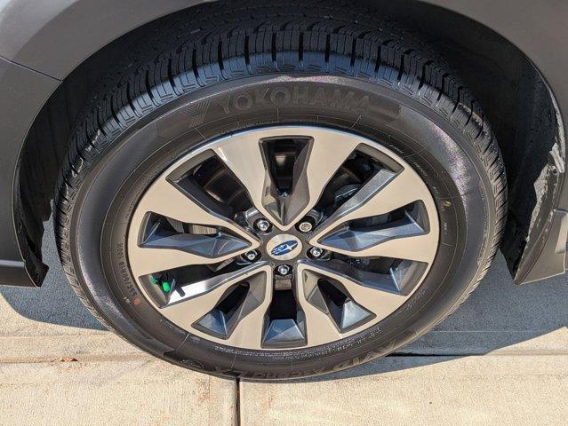 Photo of 2023 Crystal White Pearl Subaru Outback
