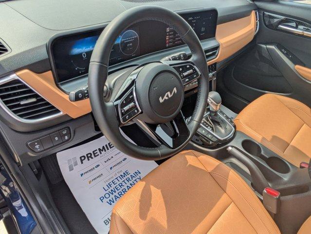 Photo of 2025 Dark Ocean Blue Kia Seltos