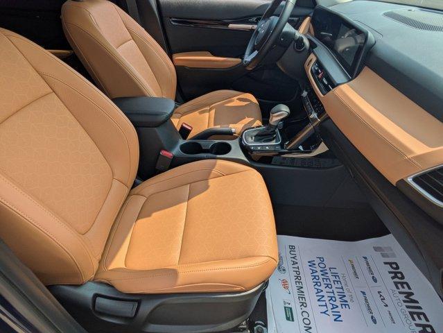 Photo of 2025 Dark Ocean Blue Kia Seltos