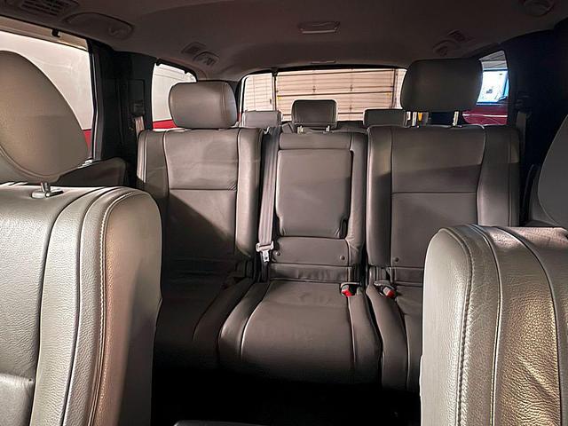 Photo of 2008 Silver Toyota Sequoia