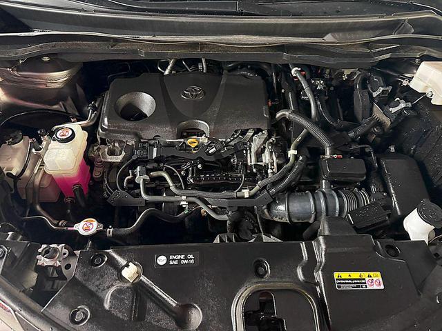 Photo of 2021 GRAY Toyota Sienna
