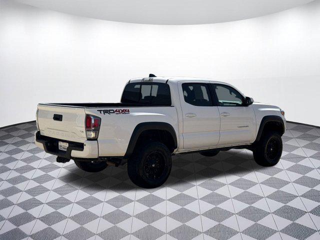 Photo of 2021 Super White Toyota Tacoma