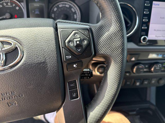 Photo of 2021 Super White Toyota Tacoma