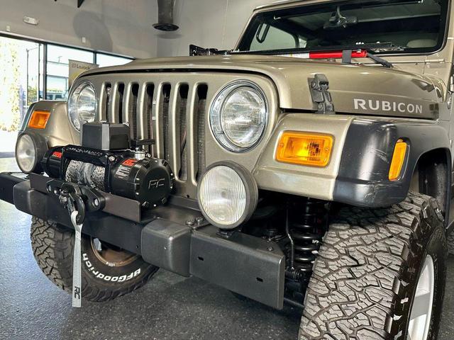 Photo of 2006 Tan Jeep Wrangler