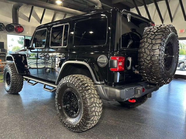 Photo of 2023 Black Clearcoat Jeep Wrangler