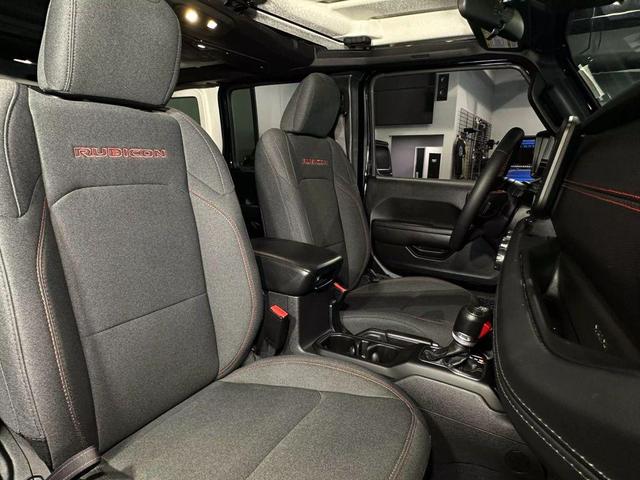 Photo of 2024 Black Clearcoat Jeep Wrangler
