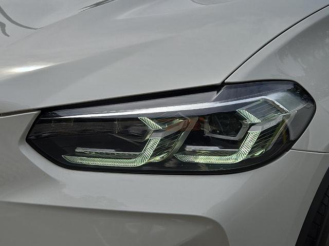 Photo of 2024 Alpine White BMW X3