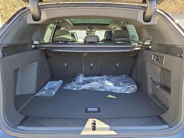 Photo of 2025 Black Sapphire Metallic BMW X3