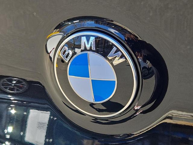 Photo of 2025 Black Sapphire Metallic BMW X3