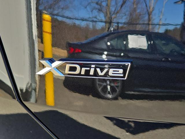 Photo of 2025 Black Sapphire Metallic BMW X3